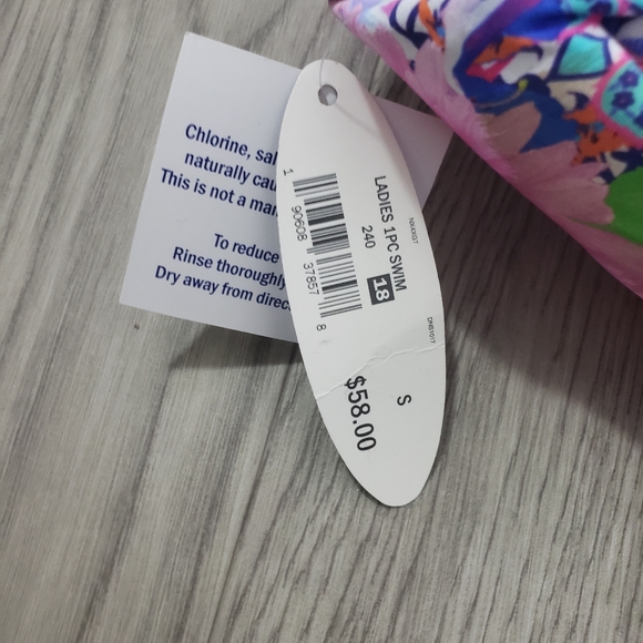 Women's Swimsuit Slimming Rutched One Piece Halter Soft Molded Cups Bulit In Bra - Picture 7 of 7